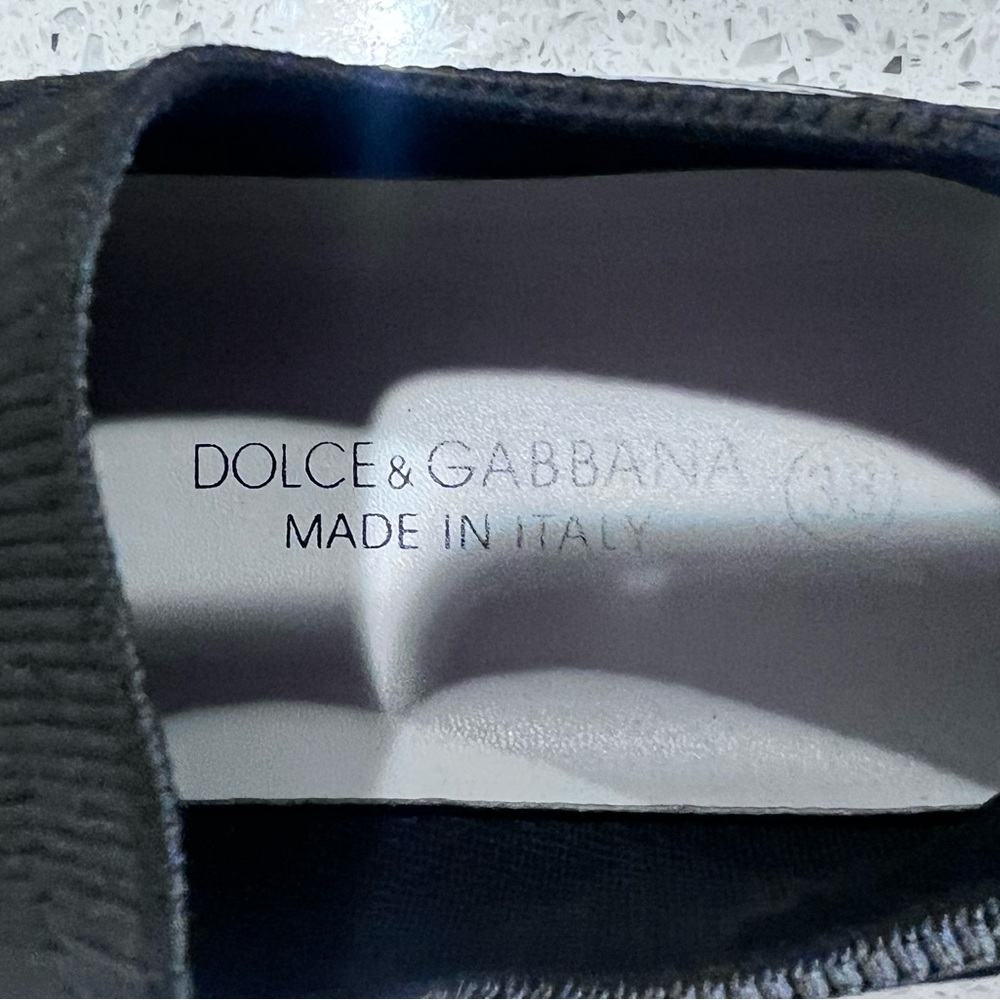 Dolce & Gabbana Black and White Sorrento Slip-On Shoes Sz 38 GUC - Picture 8 of 15